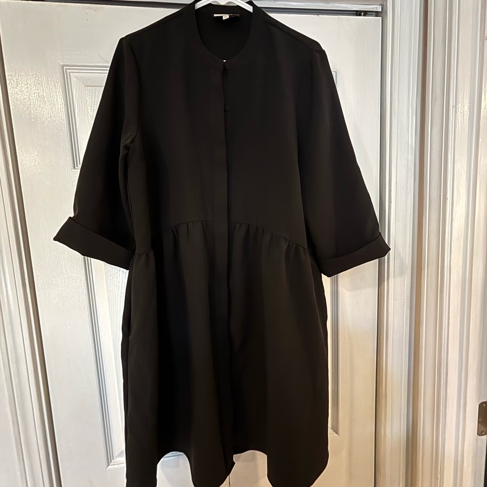 Tuckernuck Black Crepe Royal Shirtdress XL